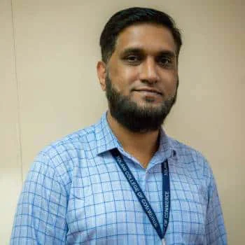 DR. ISHTIYAQ CHIPLUNKAR
